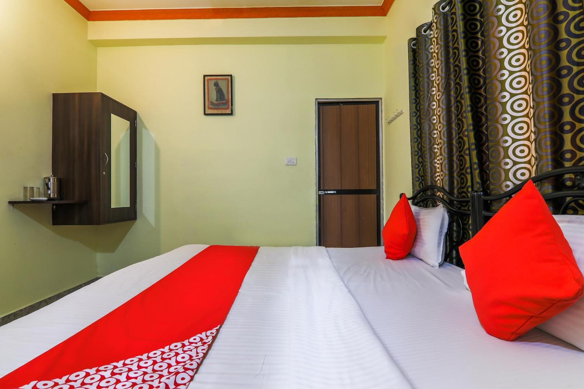 Flagship Bernard'S Guest House By Luxury Villa Assagao Екстериор снимка
