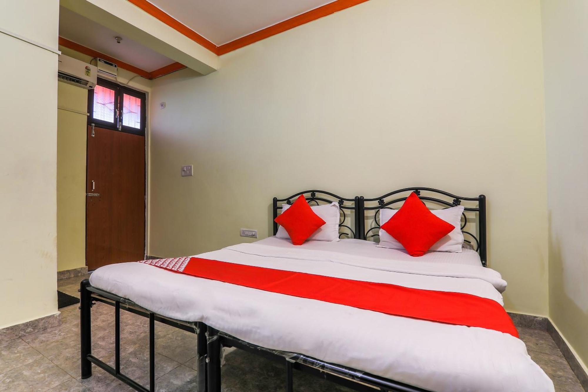 Flagship Bernard'S Guest House By Luxury Villa Assagao Екстериор снимка