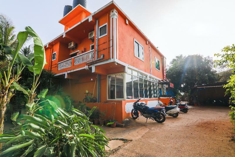Flagship Bernard'S Guest House By Luxury Villa Assagao Екстериор снимка